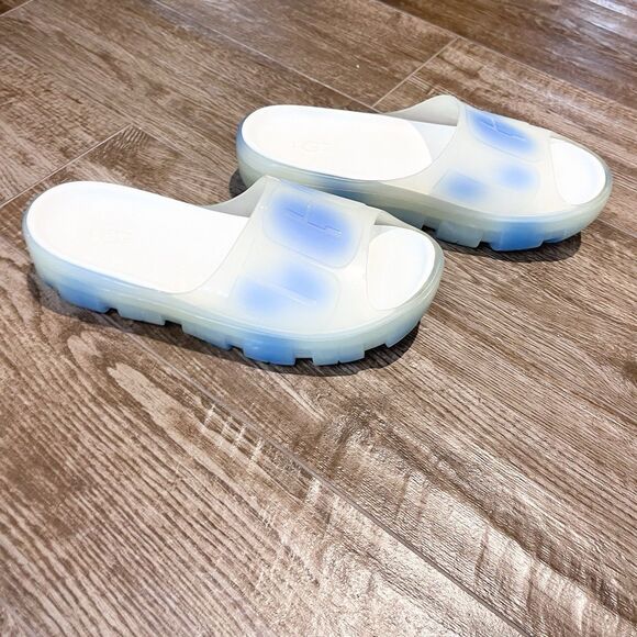 UGG Jella Watercolor Slide Women's size 7 Sky Blue Clear Sandals Shoes Slip Ons - Picture 1 of 16